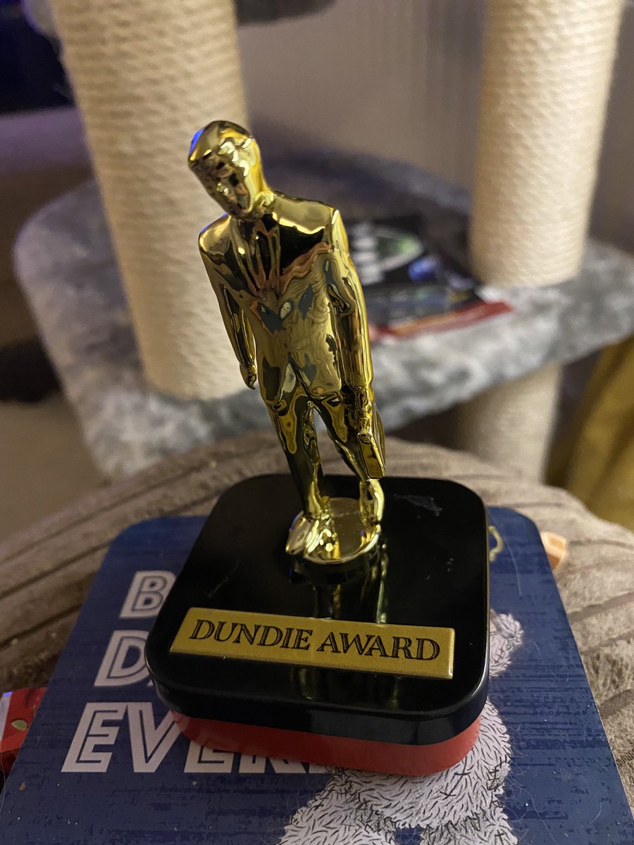 mrdavidjwilson's tweet photo. Oh and a Dundie Award / I’ll call this a successful holiday !!#TheOfficeUsa #uselessstuff https://t.co/pFNvp4qvph