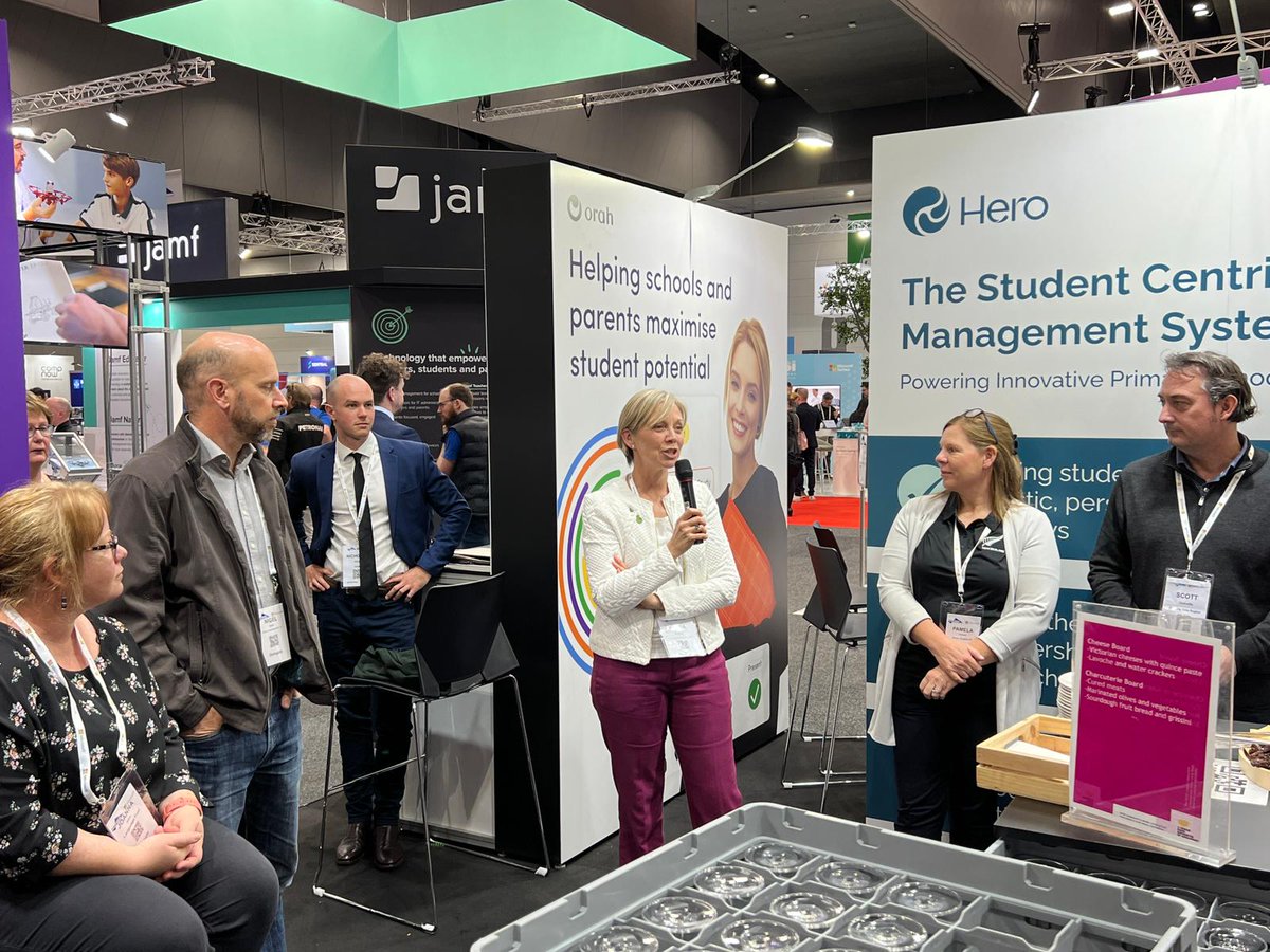 EdTech_NZ's tweet photo. Led by Alana Pellow, a special @educationnz delegation was in Melbourne, last week to attend the EduTech Australia gathering. Great to also meet up with the @NZTEnews team.
@banqer_app @EdPotential and @StepsWeb
#edtech #edtechnz #weseetomorrowfirst #enz #nzte #edutech https://t.co/fYOwOAZFwk
