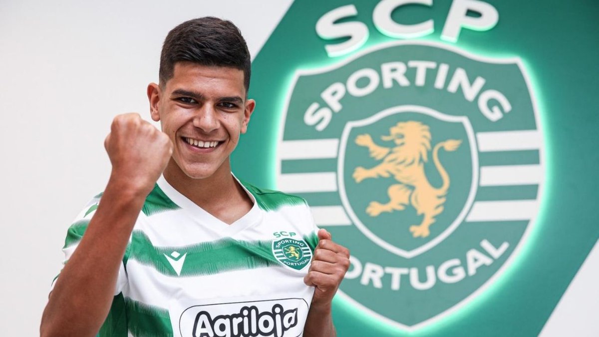 Os adeptos sportinguistas já se estão a perguntar se o clube tem em mira um alvo de mercado para substituir Matheus Nunes. 

Nem é preciso gastar dinheiro.