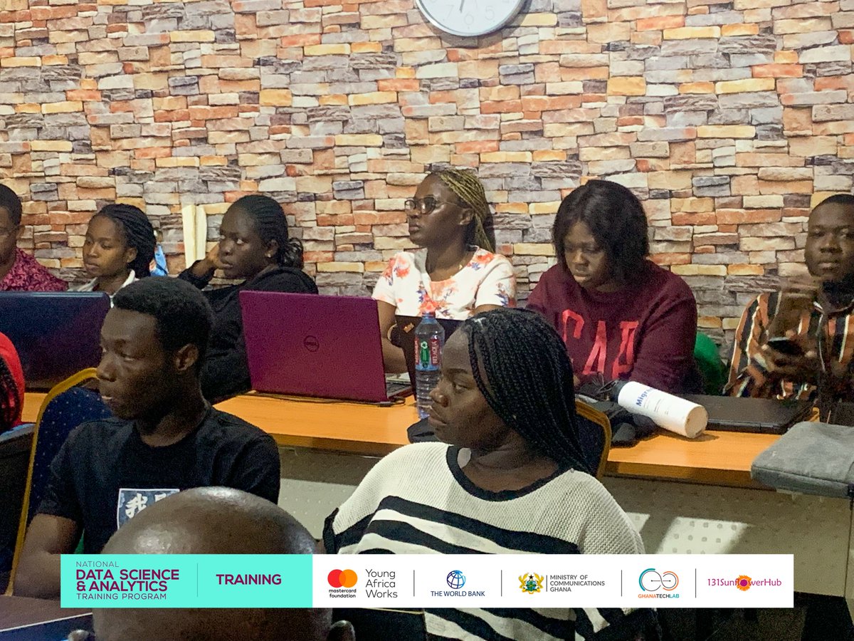 131SFH's tweet image. We're in the last week of training, and today the trainees were taken through creating a retail analytics dashboard to derive actionable insights for a retail company with identified metrics using #PowerBI.
#datascienceandanalytics #DataScience #Analytics #datavisualization