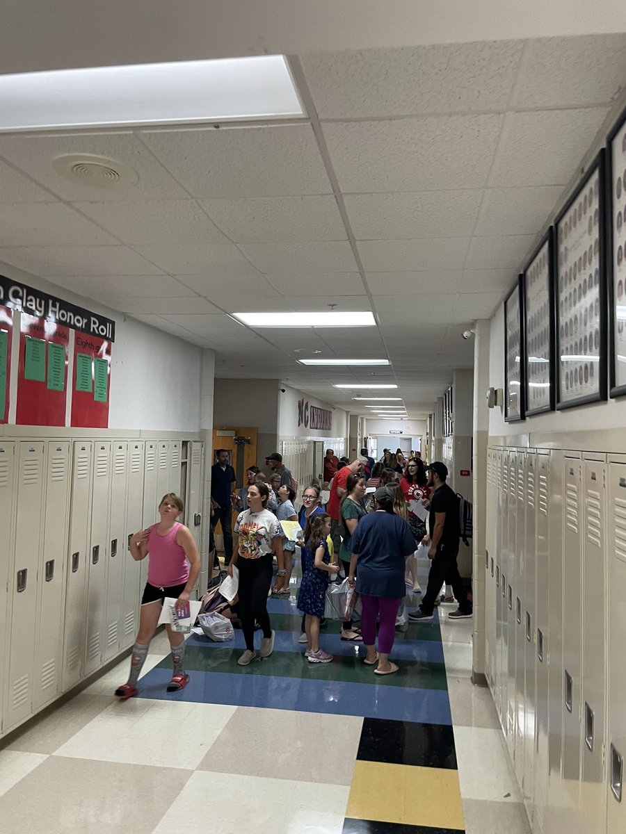 Cusd25's tweet photo. Open house at GS/JH - Great Turnout @Cusd25 #NCFamily #NCProud 1st day of attendance for students is tomorrow #LetsGoNC Thank you PTO!!! https://t.co/6POII2zQos