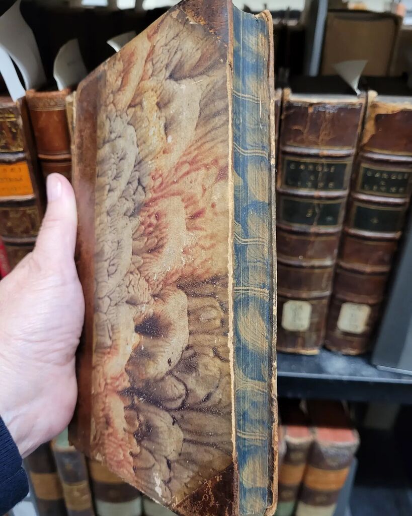 jordan_library's tweet photo. Published in 1748, our copy of
Caroli Linnaei...Hortus upsaliensis, exhibens plantas exoticas is bound in #PastePaper with decorated #foreedges. #rarebooks #18thcentury #bookbinding https://t.co/s3XKEFy9OM https://t.co/2MMxsO9z2A
