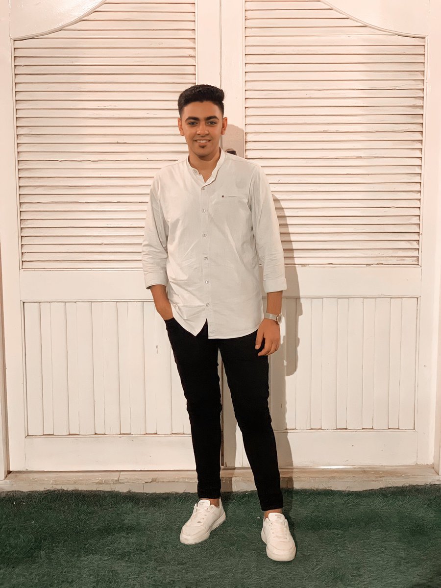 MahmoudElkosyer's tweet photo. 🖤🖤🖤🖤 https://t.co/EqOKpgsNSD