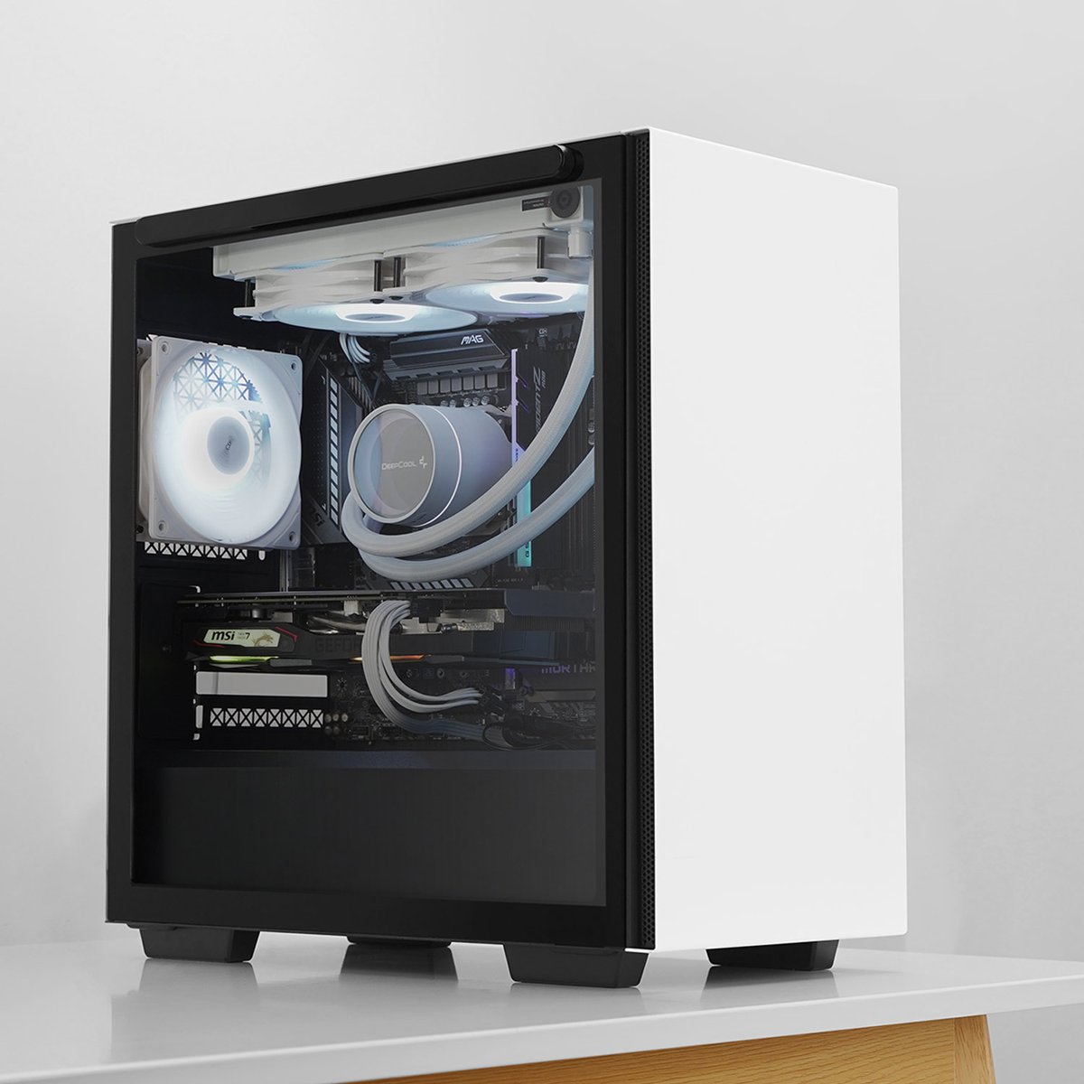 DeepCoolNA's tweet photo. REFINED MINIMALISM
Keeping the best details of the MACUBE line &amp; condensing it for a smaller form factor.

Case: Macube110WH
Cooler: Castle240EX ARGB White
Case Fans: CF120 White 

 https://t.co/gOUfhrefq9

#deepcool #macube110 #minipc #smallformfactor #miniatx #microatx #smallpc https://t.co/ApkSoM6E2F