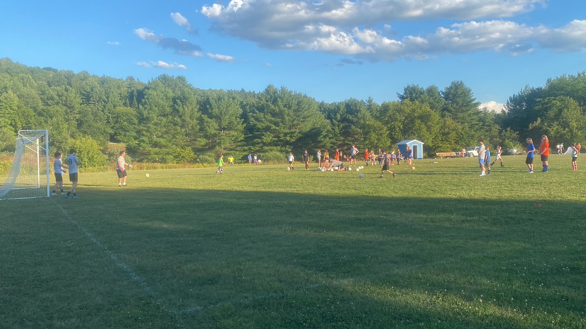 OVScores's tweet photo. Clinic photo #2!  @MrRuppel @OVGUIDANCE05733 #ovvtpride https://t.co/qi0Z9xQXPy