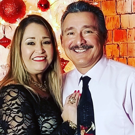yheat2's tweet photo. Happy 30th Anniversary! Thanks for being an amazing husband and father to our boys. I love ❤️ you! https://t.co/yhaI4vvKdG
