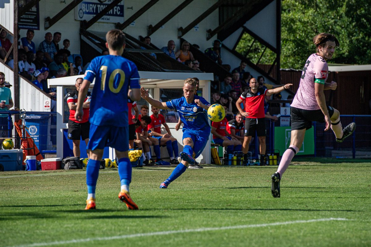 BuryTownFC's tweet photo. 😍 Can we talk about that gorgeous new shirt, by the way?!
#Club150 I #BURYT https://t.co/NBNqQH8O07