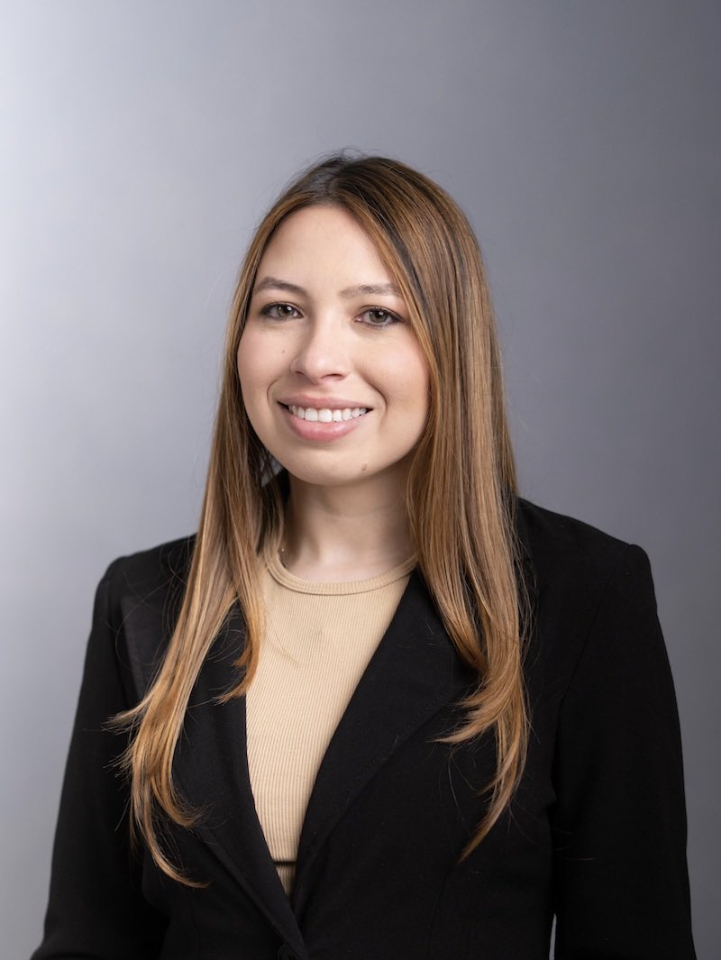 laurasarmientoc's tweet photo. Hi #MedTwitter! 
I’m Laura, IMG from Colombia 🇨🇴, applying to #InternalMedicine for the #Match2023. I am currently a research postdoc at @bcmhouston. I’m thrilled to start this journey and connect with peers &amp; mentors! @Inside_TheMatch @IMG_Advocate  @StoriesImg @LatinasInMed https://t.co/EetiKb60r8