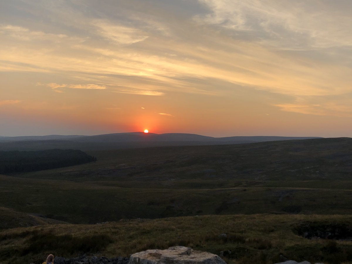 SophieGooner's tweet photo. From Saturday-a climb up a steep mountain (hill) in the blazing heat isnโt my idea of fun and resilience was tested all round but a gorgeous sunset, meteor shower and watching the young people learn to herd sheep makes it worth it #comeby #justkeepclimbing https://t.co/taoh4rHS4N
