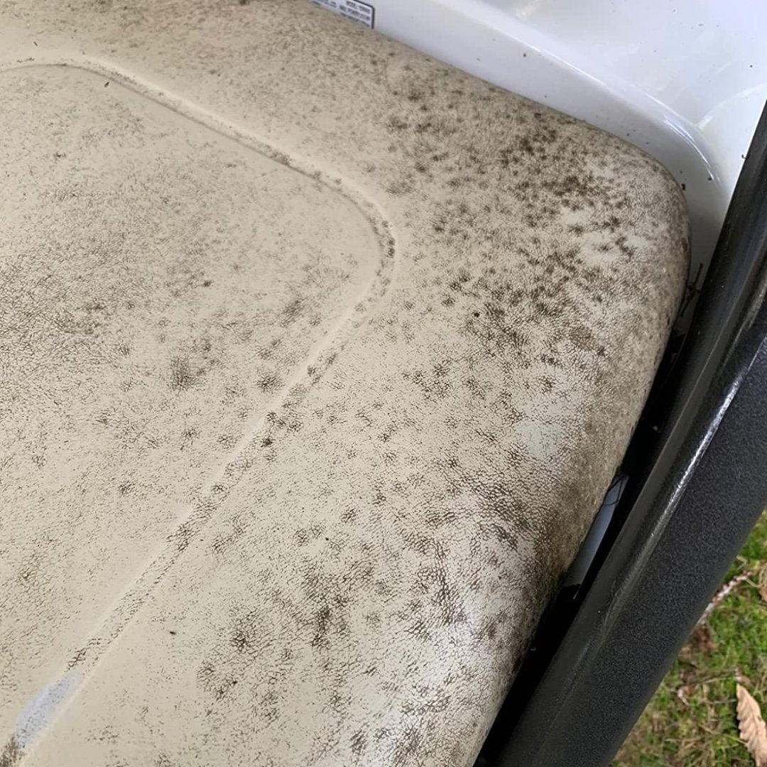 Starbriteinc's tweet photo. This golf cart was left in the rain and developed mildew stains along the upholstery. In just a couple of minutes, the seats looked brand new with a simple application of Mildew Stain Remover.
#StarbriteSolutions #MildewMonday #MildewStains #MildewStainRemover #MoldStains https://t.co/Cs6TVmHz2j