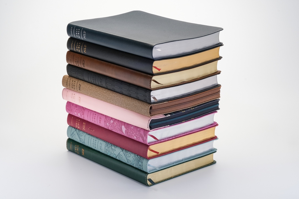 NLTverse's tweet photo. We recently added some really great covers to our Filament Thinline Reference Large Print Collection. Do you have a favorite Filament Bible? We'd love to see which one you are using!
See more Filament Bibles https://t.co/qQHWYjTlU6
#NLTBible #FilamentBible #LearnMoreCarryLess https://t.co/KIk5xDFGeh
