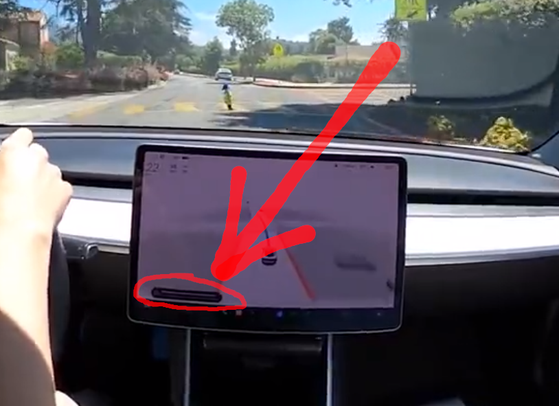 enn_nafnlaus's tweet photo. @RealDanODowd @Tesla Dan, serious question: is your driver blind?  Because I'm running out of reasons to explain why in every one of your videos THERE'S AN ERROR MESSAGE ON THE SCREEN YET HE KEEPS ON DRIVING.  An error that's "coincidentally" always just a bit too blurry to read. https://t.co/5HbQFq32Sb