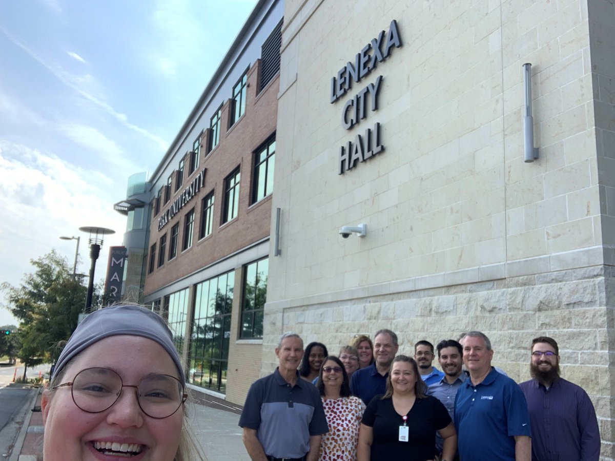 MARCKCMetro's tweet photo. Shoutout to @cityoflenexa's Mayor Michael Boehm who serves on the MARC Board representing cities in @jocogov other than @CityofOlatheKS &amp; @opcares. @ELGL50 
#CityHallSelfie #50Forward https://t.co/aJ46RlKQKu