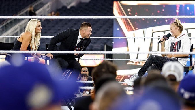 The #ItCouple is en route to #WrestleMania 😉🎥😎 https://t.co/ihXT3ci1kS<a href="/tag/itcouple"class="tags">#ItCouple</a><a href="/tag/wrestlemania"class="tags">#WrestleMania</a>