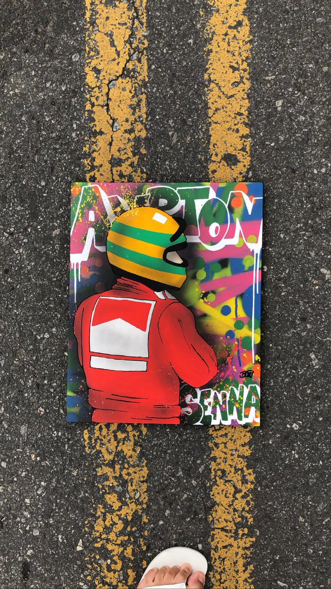 buuuiuh's tweet photo. SENNA 🏁

#ayrtonsenna #senna #brasil #blumenau #arte #rua #f1 

@buuuiuh https://t.co/PprciSv1Eb