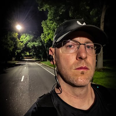 jasonbbailey's tweet photo. #NewProfilePic At 4am, I own this pavement. Thank you @davidgoggins https://t.co/OusbHEef15