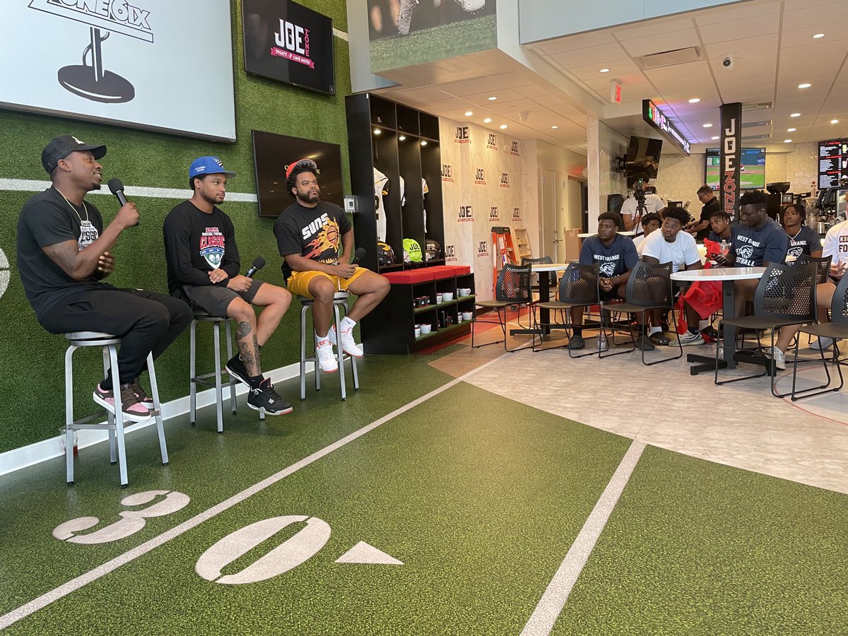 CoachDgrant's tweet photo. Zone6ix podcast! #alwaysdope #thewo https://t.co/DI74BJrAEv