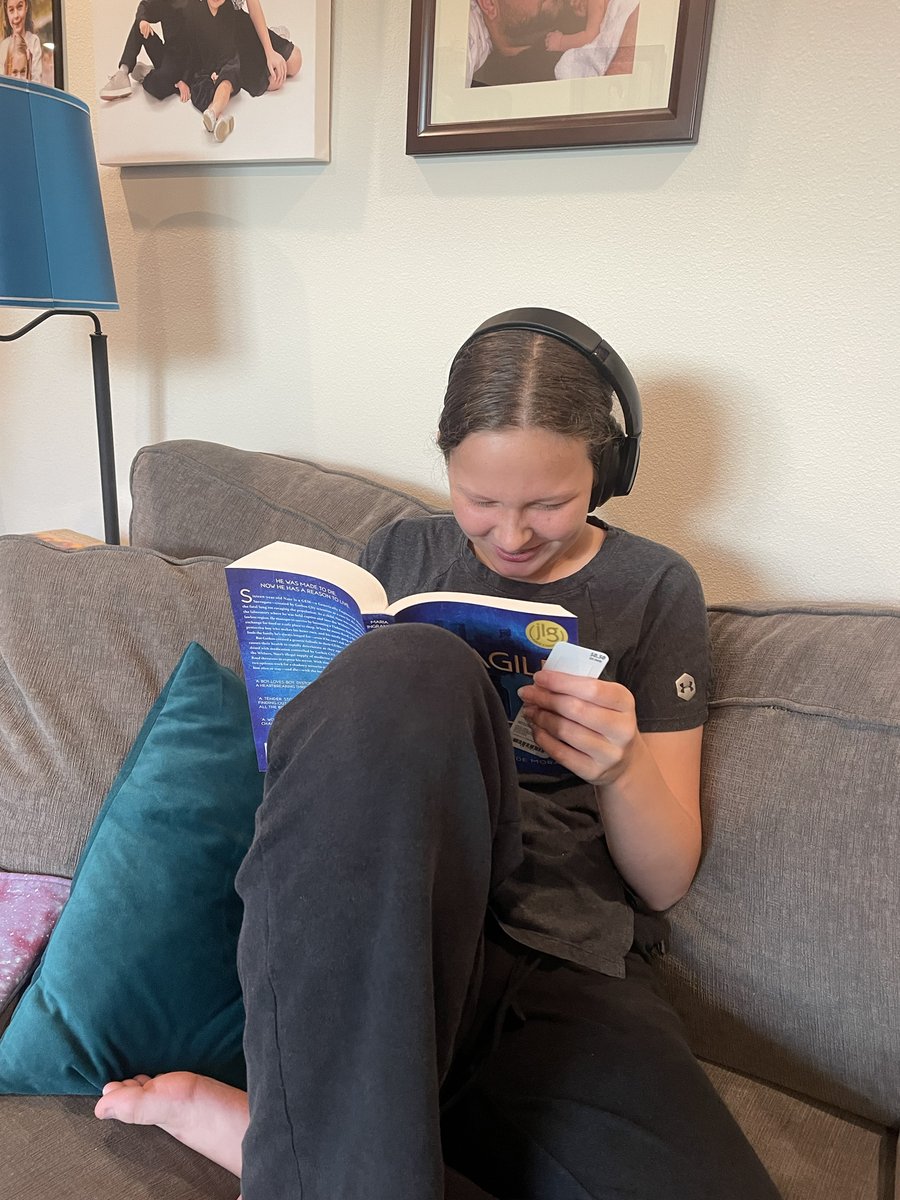HereWeGoAJen's tweet photo. @MariaMelee The teen raided my bookshelf. https://t.co/QU7mwIi6Zb