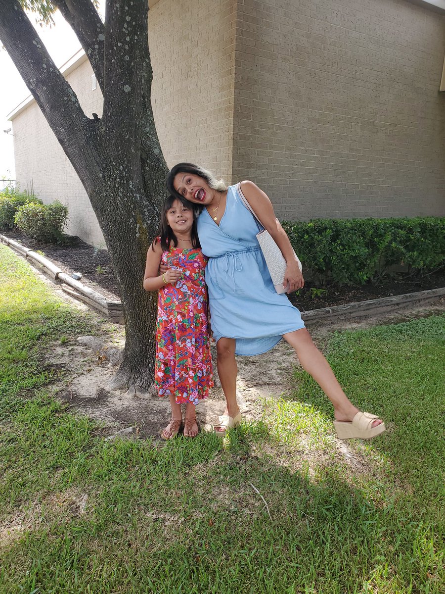 Missy___Marie's tweet photo. Meet the Teacher @DunnES_AISD This year will be great! We're excited for out new Principal Ms . Holmes!
#aldineisd #dunnbears #myagirl https://t.co/Bi9R86AZW6