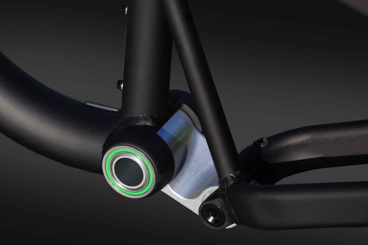 DigitBikes's tweet photo. Some glamor shots of the production Datum. 🤩 https://t.co/jwo6vpg42n