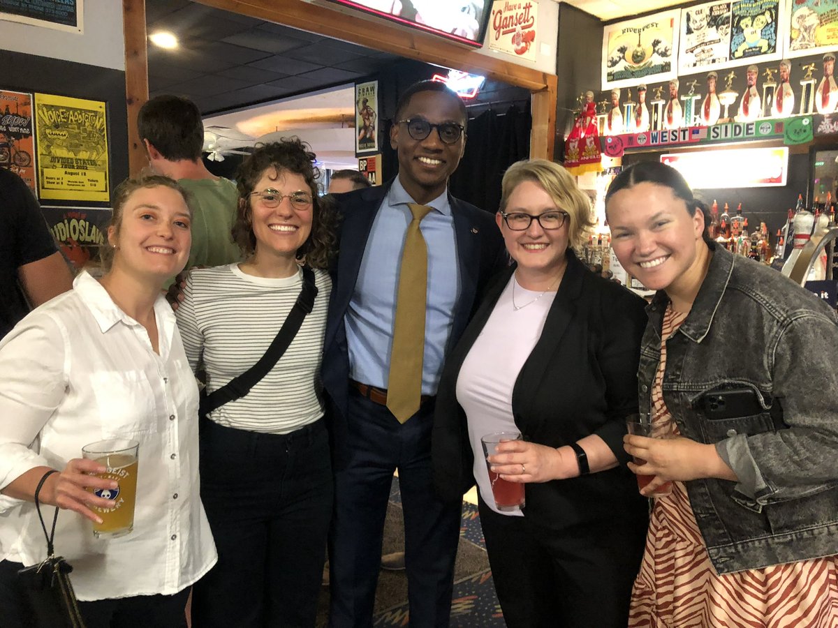 KristenOlmi's tweet photo. #teamko enjoyed @MayorBibb tonight in Youngstown. Feeling inspired! https://t.co/QMwYM5KBt8