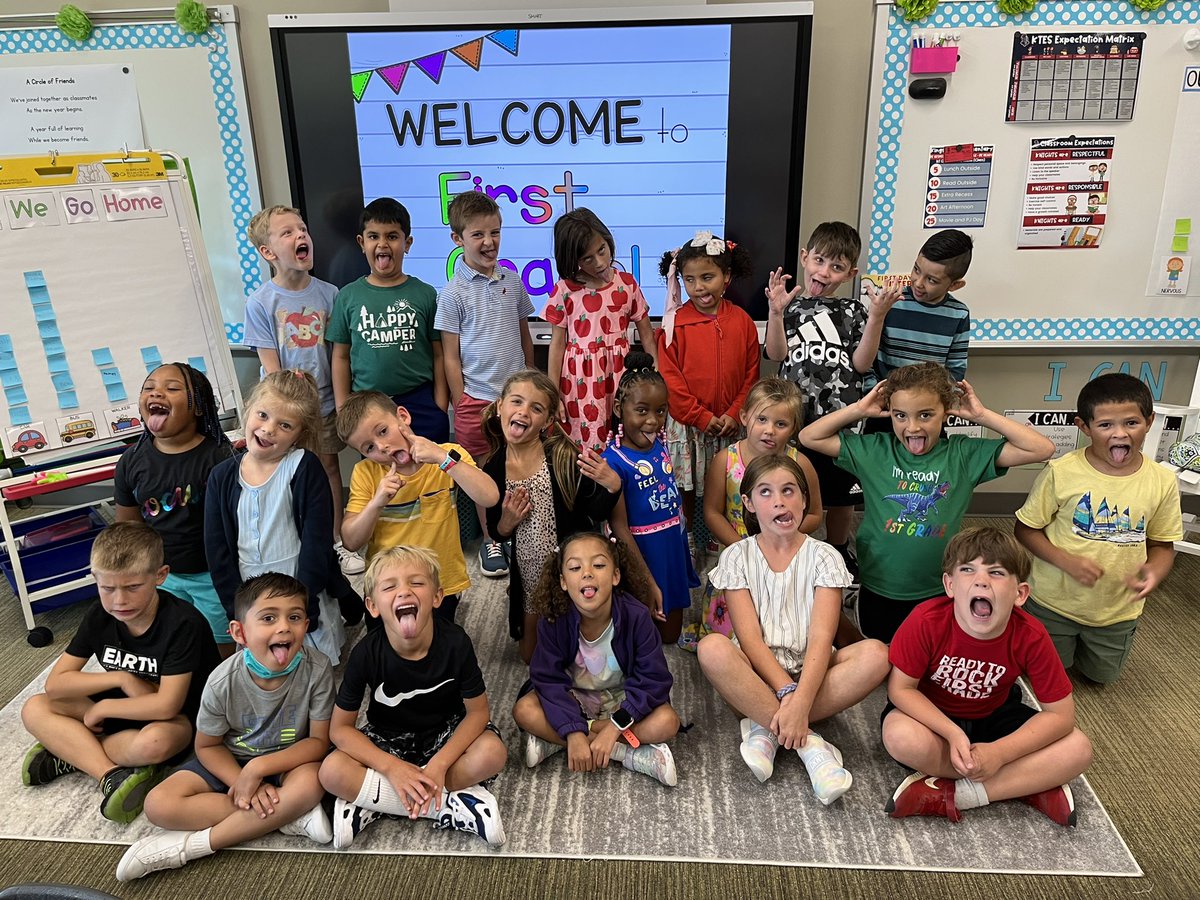 HBostardi's tweet photo. It was a great first day in first grade! @KingsTownElem #firstdayofschool https://t.co/biq64vlQaD