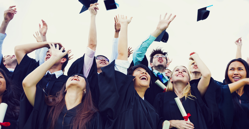 ScholarshipHQ's tweet photo. #ScholarshipAlert: #Students must submit an #essay on a #challenge or #adversity they have experienced.

Apply by 9/15/22: https://t.co/L0vTZUyV6b

#OwnYourDegree #scholarship #scholarships #college #education #students #resilience https://t.co/qJMeK2Z2dT