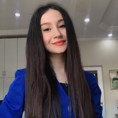 damlaaslangray's tweet photo. #YeniProfilResmi https://t.co/RbJgJLM3cz