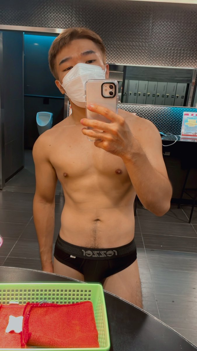 努力讓自己更好
呈現最好的自己給你

更多生活限動追蹤ig:Devan_you
