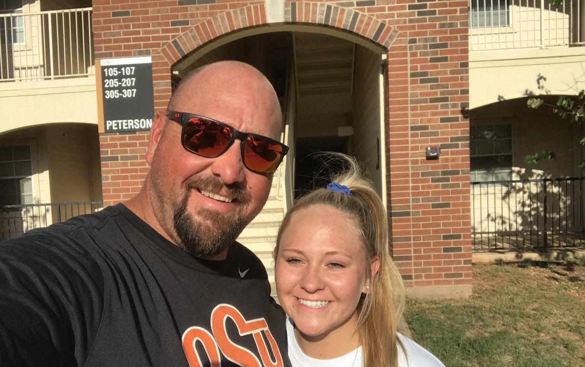 Officially a parent of ✌🏻 @okstate students. Can’t wait to see you soar this year @LMcendoo!! @RuthMcEndoo and I 🧡U #GoPokes