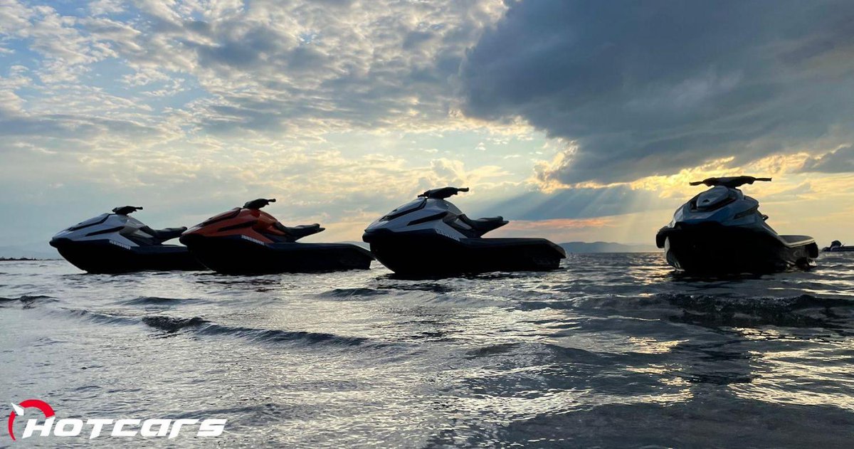 HotcarsOfficial's tweet photo. Besides personal watercraft, the Canadian firm focused on developing a range of summer and winter vehicles. https://t.co/k6kfJOvGa7 https://t.co/si8R22FcKN