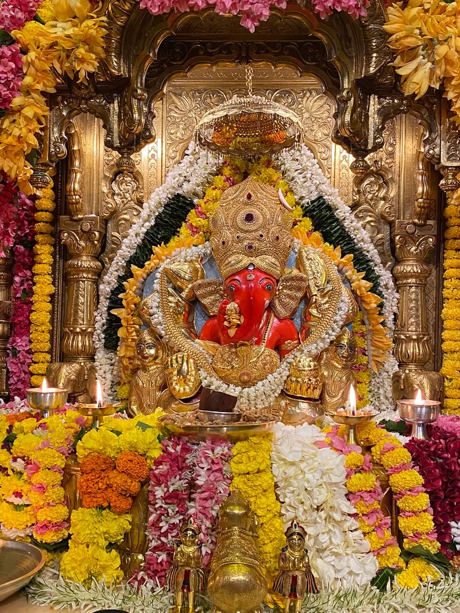 banke_shri's tweet photo. जय श्री सिद्धिविनायक ❤️🙏 https://t.co/BTblkN93Kl