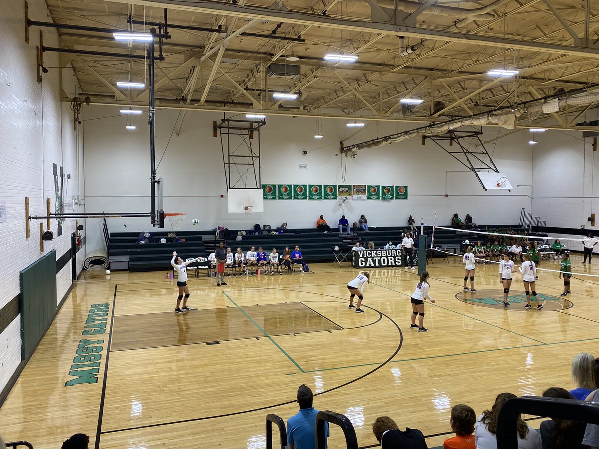 MMSJaguars's tweet photo. Annnnndddd….the eighth grade team also wins in two sets over Vicksburg JH. Way to go, girls! 💪🏼🔥 https://t.co/4sDglknBni