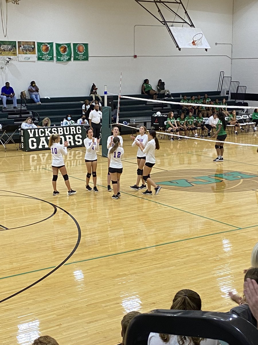 MMSJaguars's tweet photo. Annnnndddd….the eighth grade team also wins in two sets over Vicksburg JH. Way to go, girls! 💪🏼🔥 https://t.co/4sDglknBni