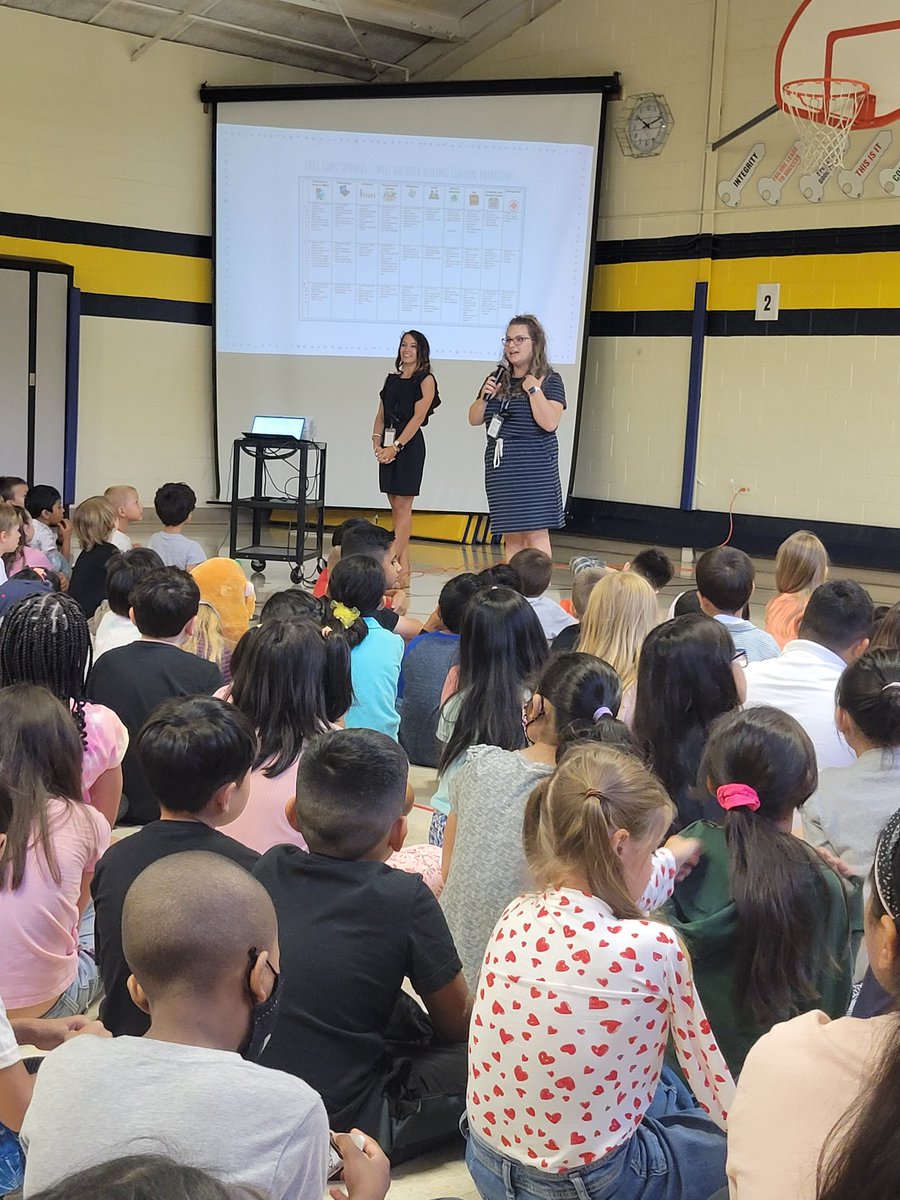 D54Fairview's tweet photo. Our forum left us feeling inspired and celebrated! #remarkablyyou #celebrateyou #wearefv54 @meganankromsd54 https://t.co/qu85V6O9SR