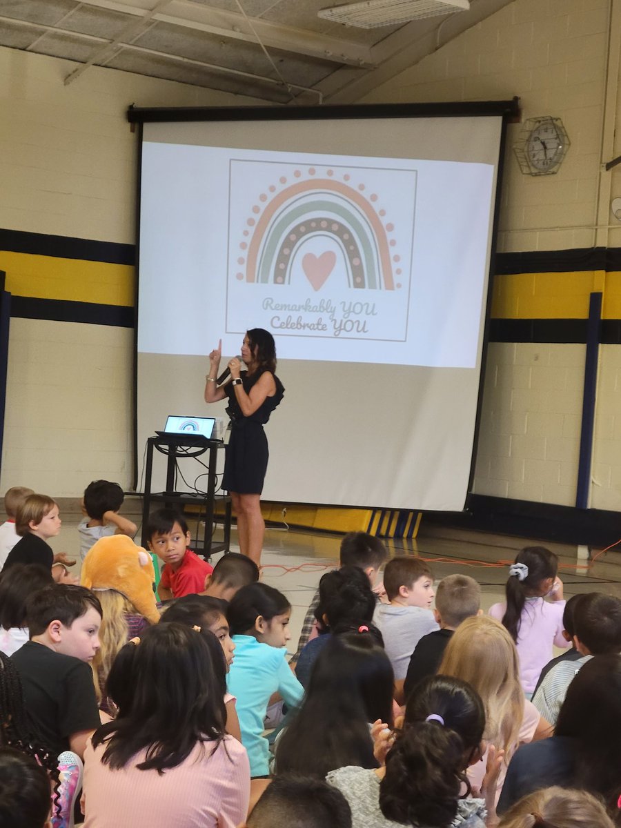 D54Fairview's tweet photo. Our forum left us feeling inspired and celebrated! #remarkablyyou #celebrateyou #wearefv54 @meganankromsd54 https://t.co/qu85V6O9SR