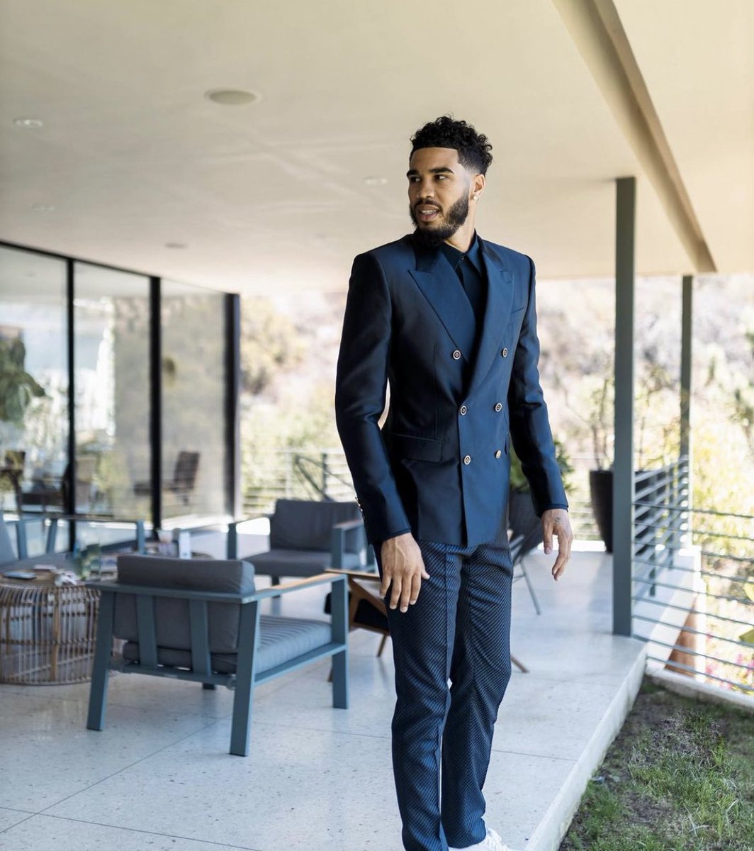 Look how fast he switch up.