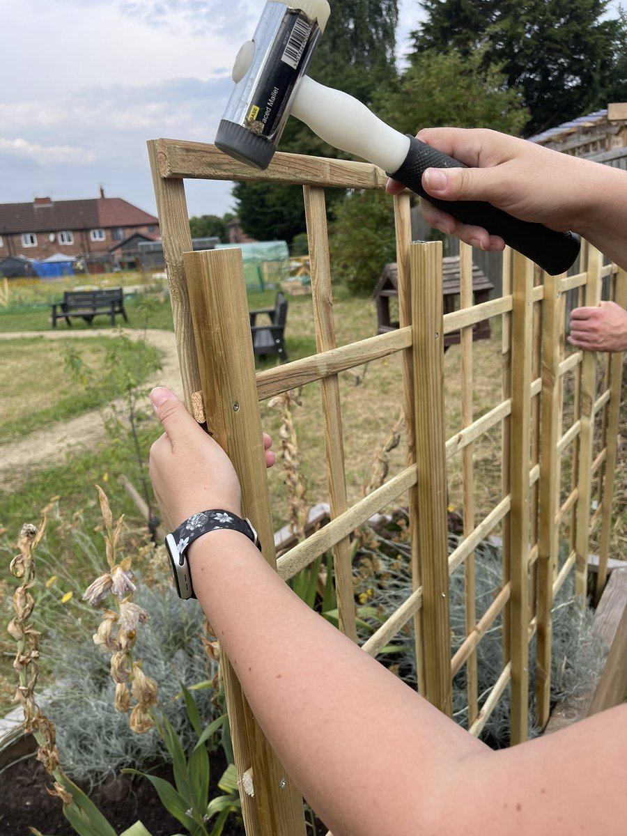 SBrookPreSchool's tweet photo. Delighted to be a part of this community work #broadheath triangle. This cosy natural haven has been carefully restored by residents who tend the allotments in collaboration with @THT_Homes &amp; @nationaltrust who have developed the community garden &amp; planters. Excited for September https://t.co/f3H0u7f23V
