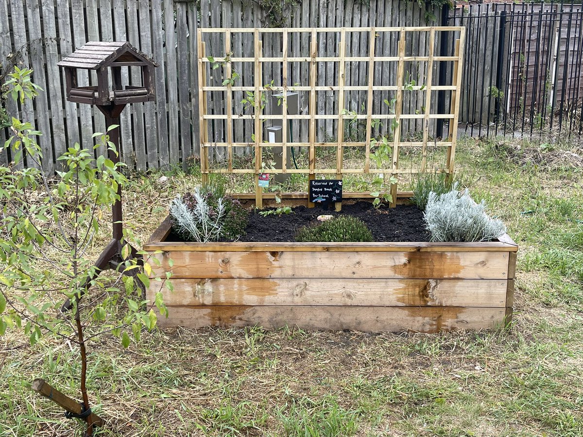 Delighted to be a part of this community work #broadheath triangle. This cosy natural haven has been carefully restored by residents who tend the allotments in collaboration with @THT_Homes &amp; <a href="/nationaltrust/">National Trust</a> who have developed the community garden &amp; planters. Excited for September