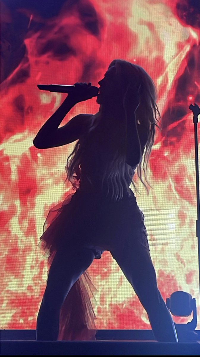kenniasc_00's tweet photo. Yuqi si ves esto te amo                                             #GIDLEinMTY #GIDLEinMonterrey  #GIDLE_WORLDTOUR_JUSTMEIDLE https://t.co/WXuG8t1Rc1
