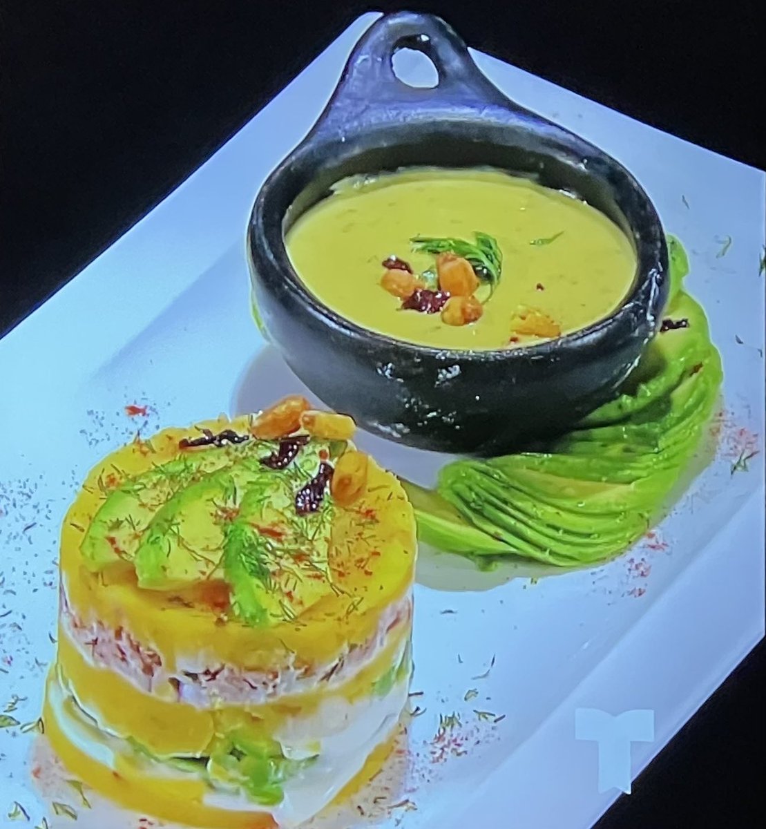 adamiaes83's tweet photo. Para mi este plato se ve DELICIOSO! #TopChefVIP #TeamCristinaEustace https://t.co/hBH8UITMlP
