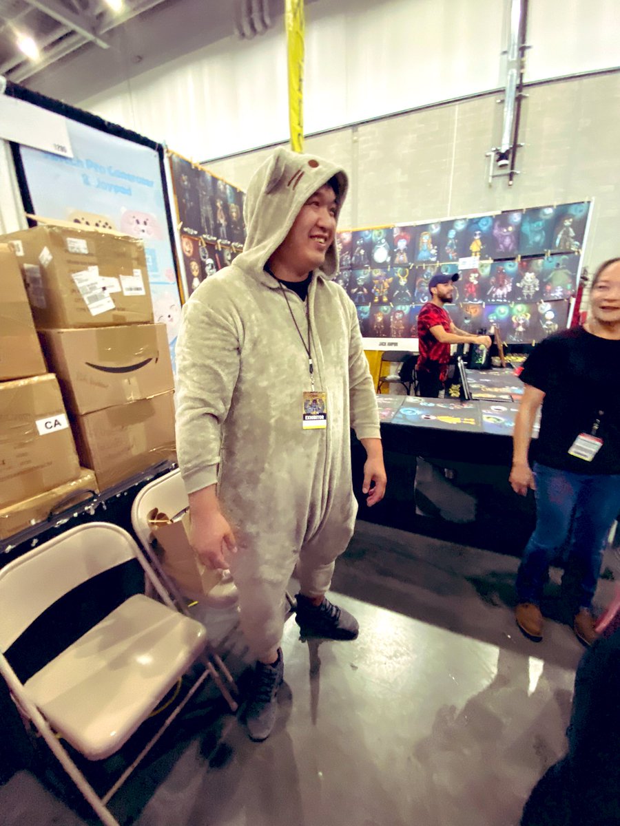 Mytrix_Official's tweet photo. We’ve got many photos from this weekend at #FanExpoBoston. So glad seeing all of you!! We will post some of the pics today and tomorrow😺👻🦸♀️🥷👍 #fanexpoboston2022
#MytrixTech
#TheLegendOfZelda #chainsawman https://t.co/qi4ZiByoLk