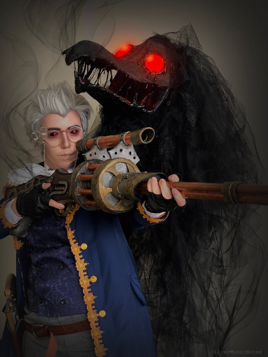 SavantCelestial's tweet photo. “Your soul is forfeit” 

Got to bring Out my Orthax! Everyone’s reaction to him was so awesome! 

Edit by @/silvermusicnotes on Instagram 
@executivegoth @CriticalRole @matthewmercer 

#criticalrole #cosplay #percyderolo #voxmachina #orthax #thelegendofvoxmachina #lovm https://t.co/NwdTN4phbP