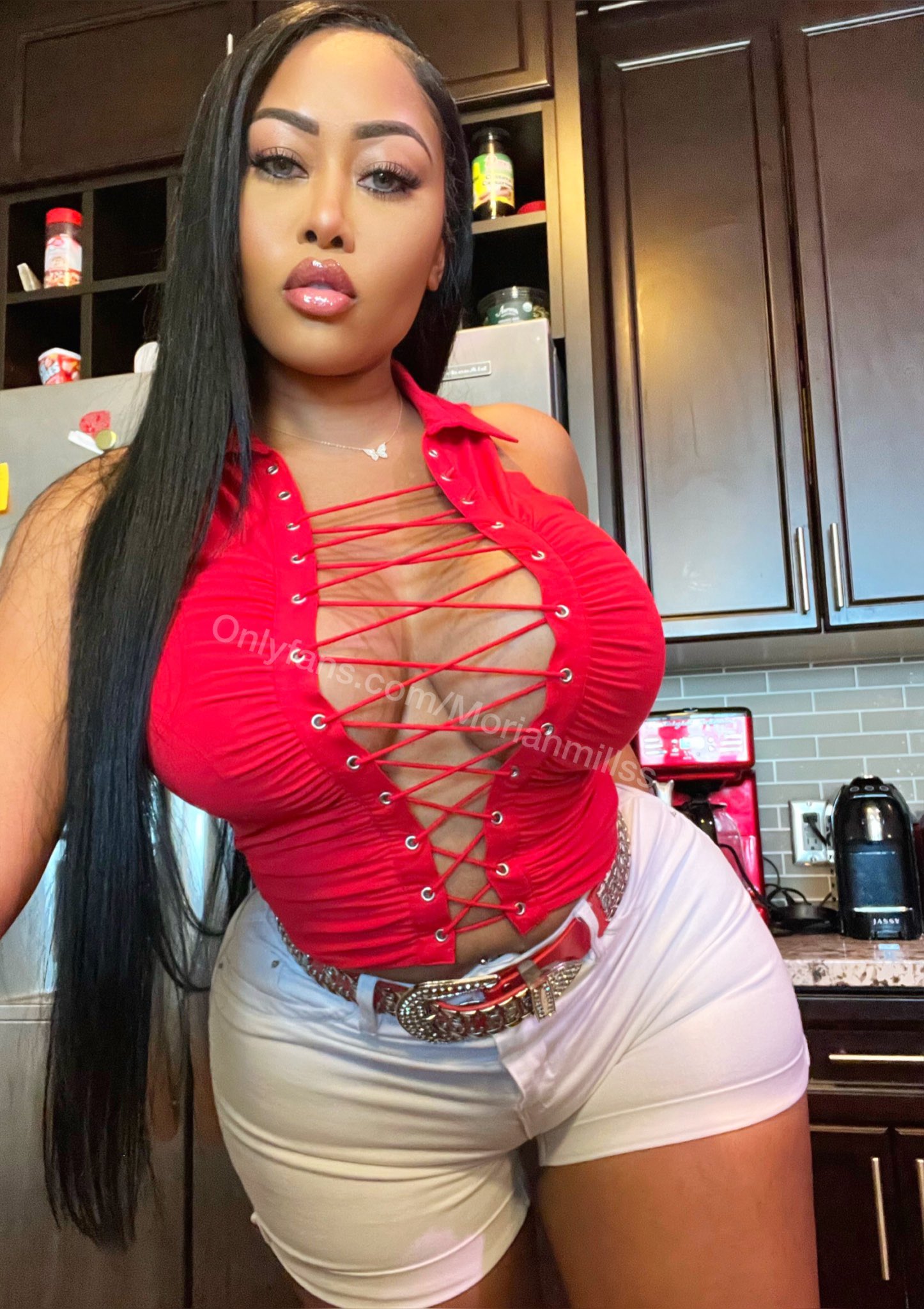 Moriah Mills 🖤 on Twitter "I just wanna be your favourite 😻 https //t