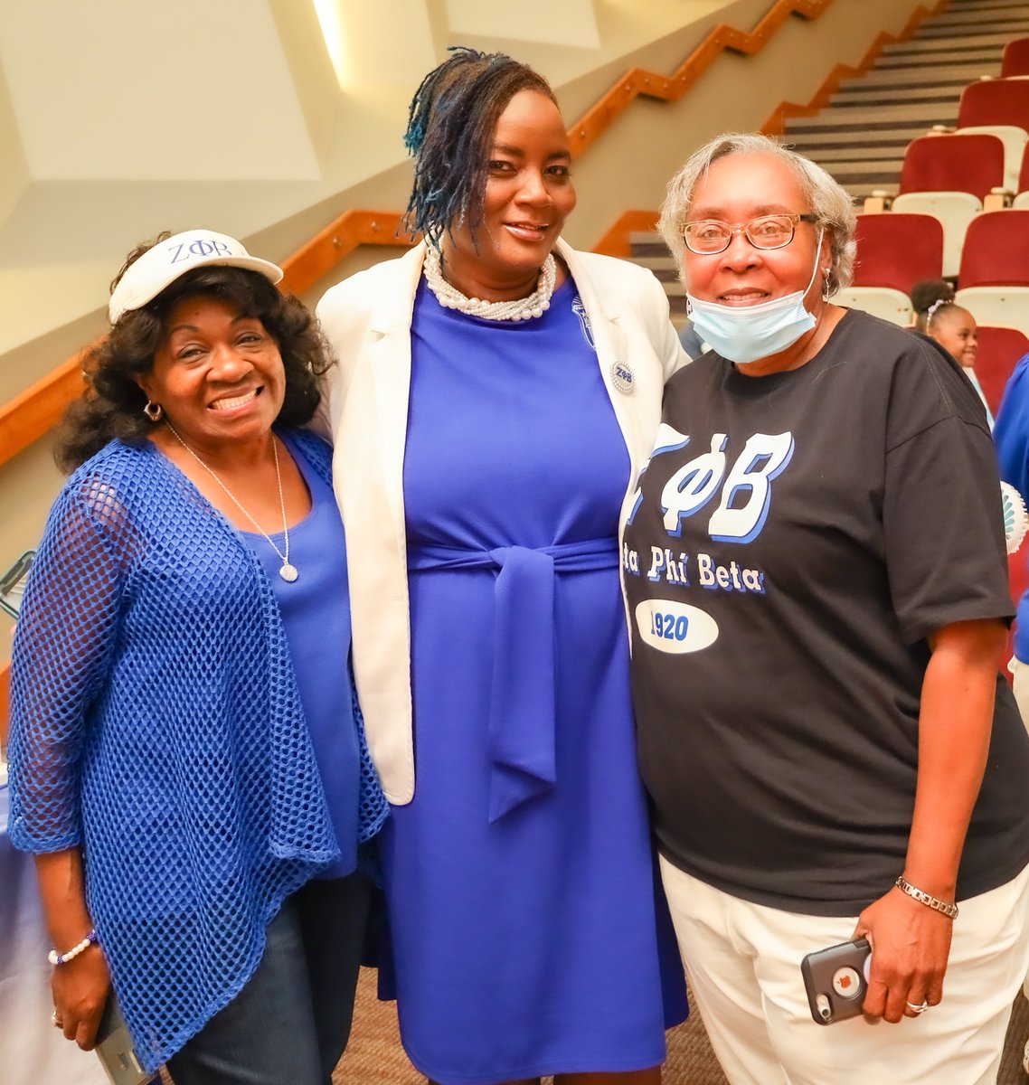 AMZChapter's tweet photo. Thank you all for coming out to learn more about this AMaZing chapter, our AMaZing officers, and the AMaZing programs &amp; projects of Alpha Mu Zeta Chapter!
#zetaphibeta #AMZ #sisterhood #finerwomanhood #arzetas #scrzetas https://t.co/SHU5VWnTjA
