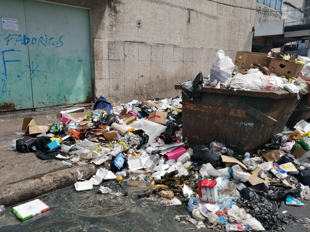 Hasta cuando.   Que asco aaud