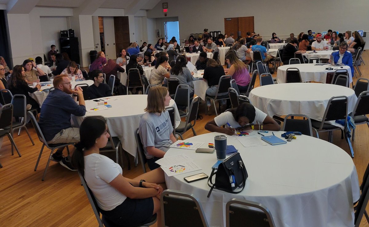 FCTEISU's tweet photo. This group of graduate students at @indianastate represents future scholars and difference makers! @Indstate_CGPS #GraduateStudentOrientation https://t.co/lZfm6rD0DR