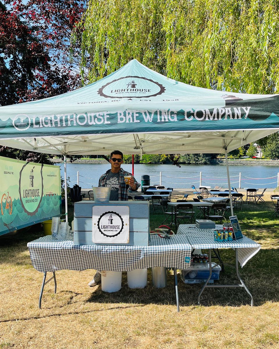 LighthouseBeer's tweet photo. #TGIM Swing by the esquimaltmarket and enjoy a brew or two at the gorge-side beer garden!
#LighthouseBeer #esquimaltmarket #efmvendors #buybc #bcfarmersmarkets #esquimalt #CraftBeer #VanIsleBeer #YYJBeer #CraftBrewery #BeerVictoria #Localbeer #VanIsland #PNW #YYJ #BCTastesBette https://t.co/OC8RLuyqTC