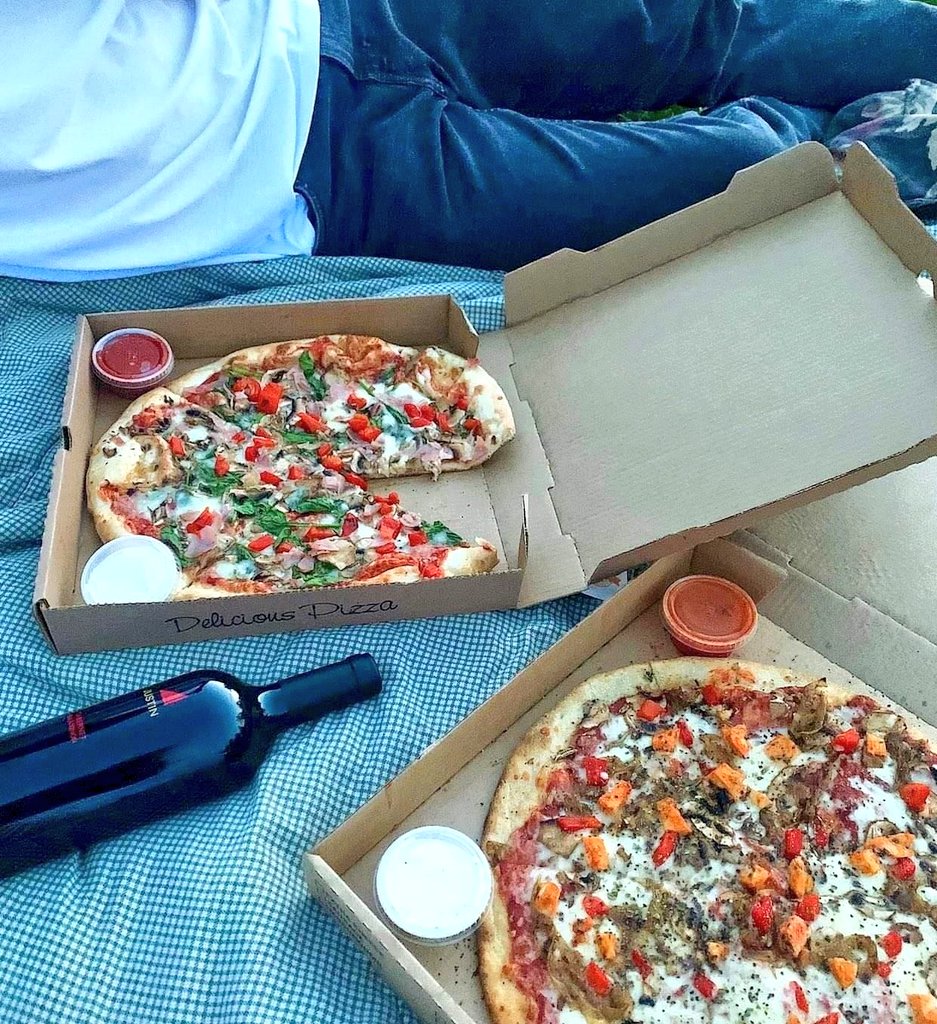 nbd, just the picnic of our dreams 🤩🍷🍕
📸: Hayden Hanna

Insider Tip: Order direct from bossladypizza.com for FREE dipping sauces with your whole pie orders!

📍BLP1-Boulder: 11am-Midnight, daily (closed Mon 8/15)
📍BLP2-Superior: 11am-10pm, daily