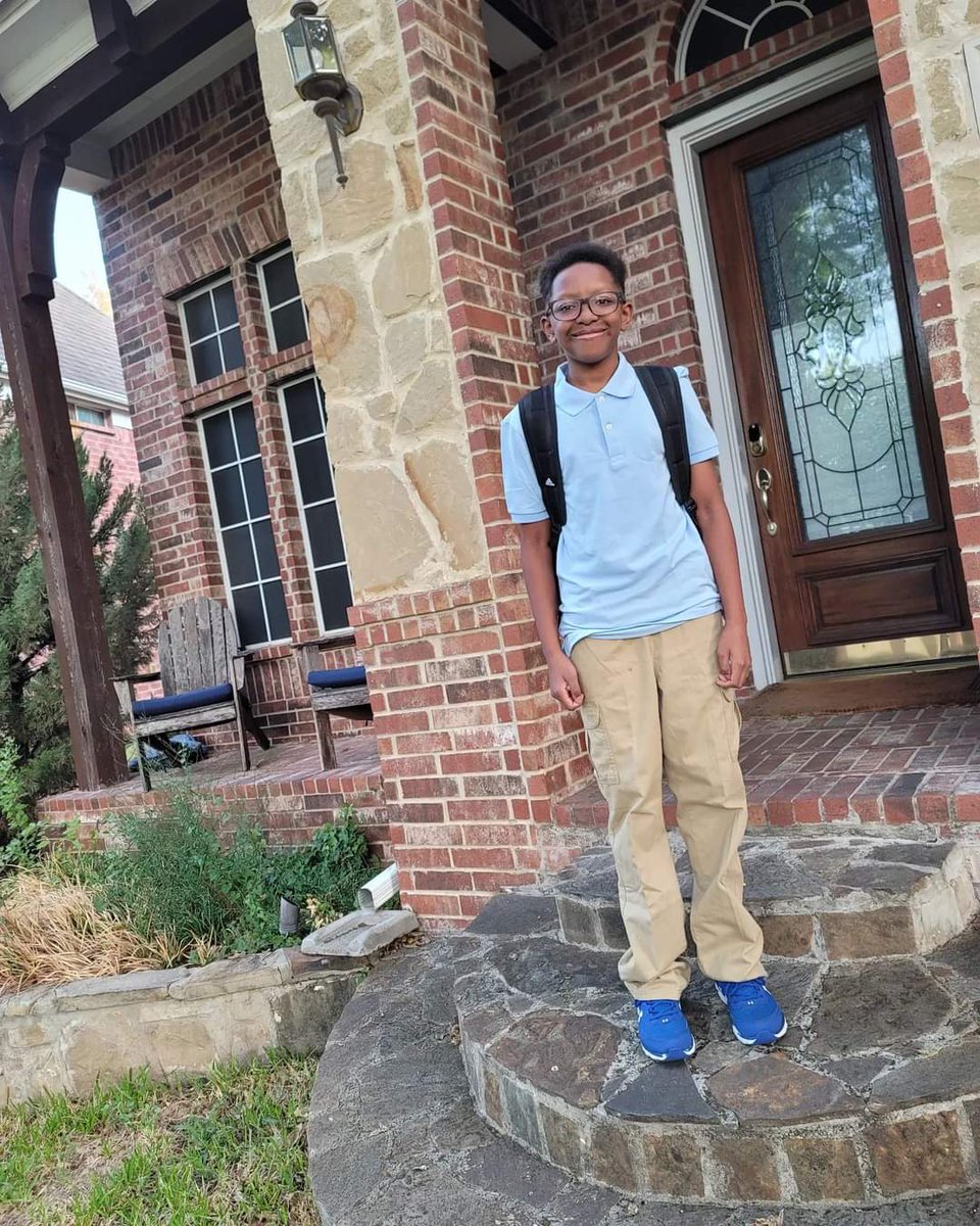Coach_Oremade's tweet photo. My big boy had an Amazing 1st day @TravisMSBobcats as a 7th grader!🧡💪🏽📚
#GT #honors #duallanguagelearner  #firstdayofschool #BackToSchool #IrvingFirstDay https://t.co/fM0G0tnEeF
